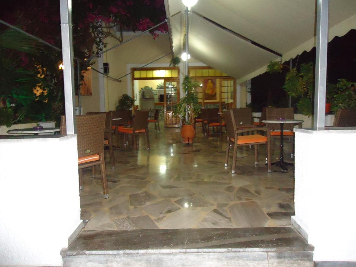 Sweetmemory Hotel Agia Marina  Bagian luar foto