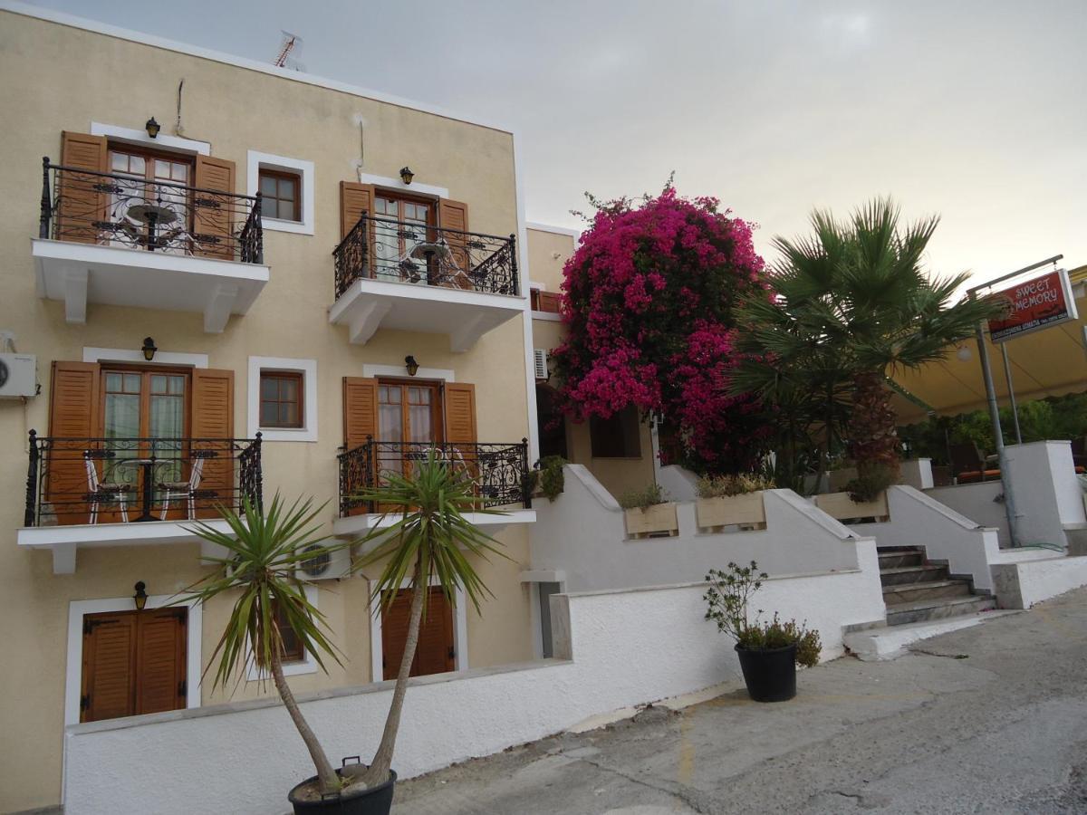 Sweetmemory Hotel Agia Marina  Bagian luar foto