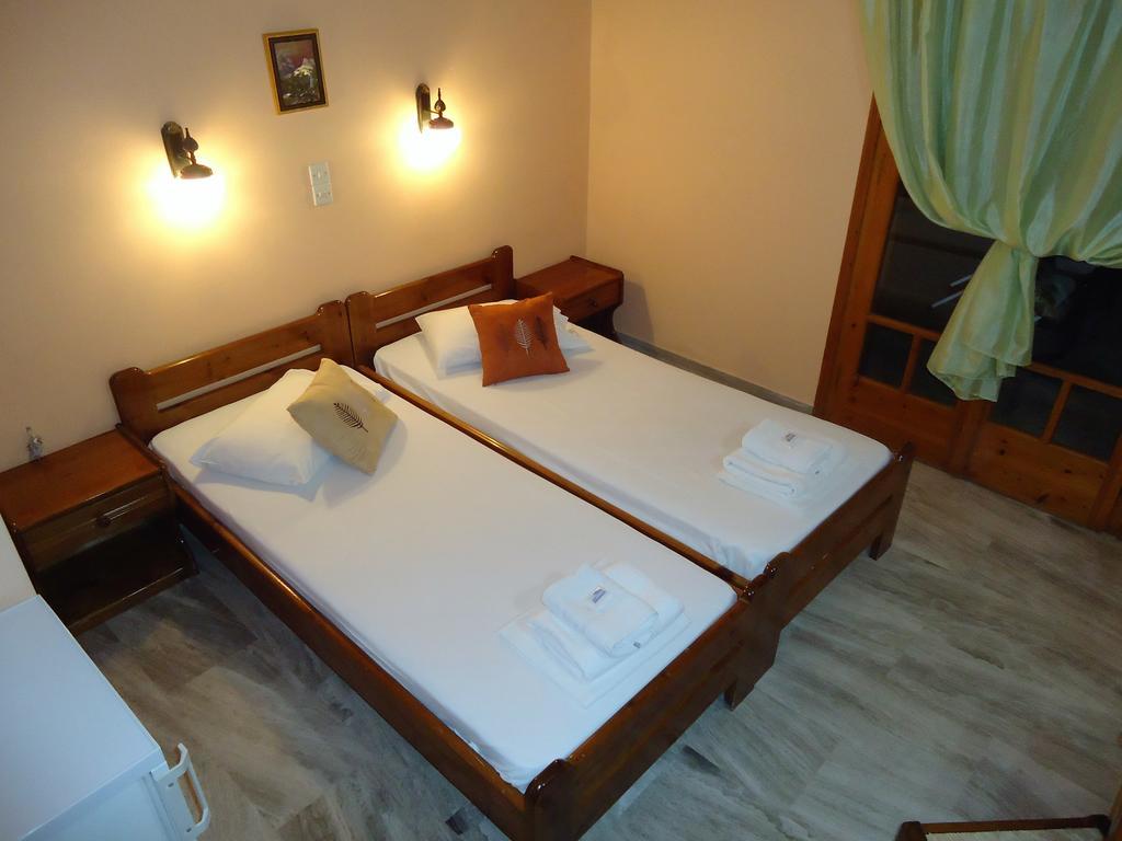 Sweetmemory Hotel Agia Marina  Bagian luar foto